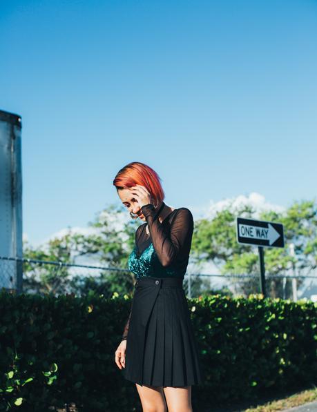 amintaonline-pleated-skirt-american-apparel-3