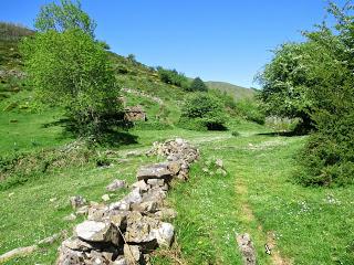 Pola de Somiedo-Castro-Pineda-Pena Blanca-Aguino