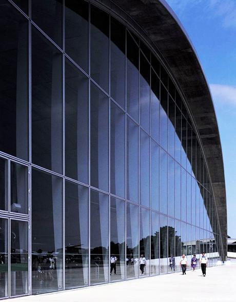 American Air Museum – Ove Arup + N. Foster CAM-003-American Air Museum-2