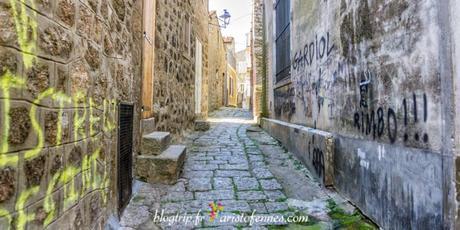 Calles de piedra en Sartène Córcega - Francia