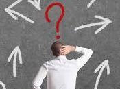 toma decisiones para resolver problemas