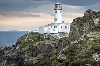 Los faros más fascinantes del mundo y los Premios Max.