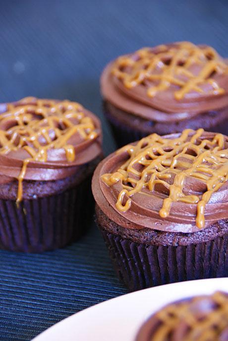 Cupcakes de Chocolate y Dulce de Leche Cupcakes de Chocolate y Dulce de Leche