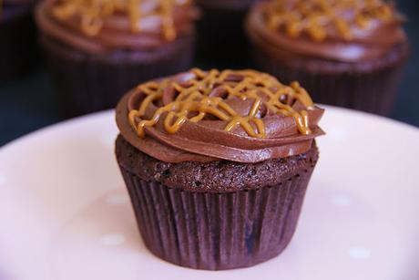Cupcakes de Chocolate y Dulce de Leche Cupcakes de Chocolate y Dulce de Leche