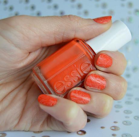 Manicura de la semana / Nails of the Week: ESSIE Capri Manicura de la semana / Nails of the Week: ESSIE Capri