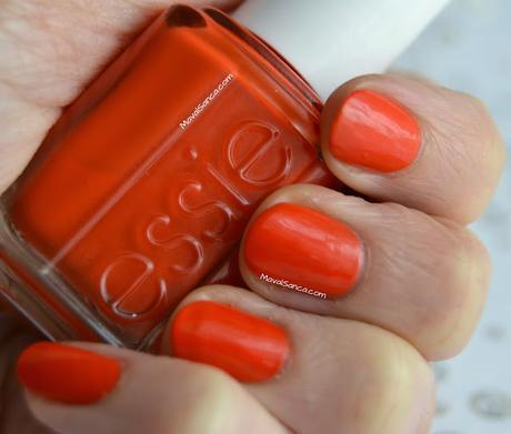 Manicura de la semana / Nails of the Week: ESSIE Capri Manicura de la semana / Nails of the Week: ESSIE Capri