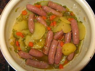 SALCHICHAS A LA JARDINERA