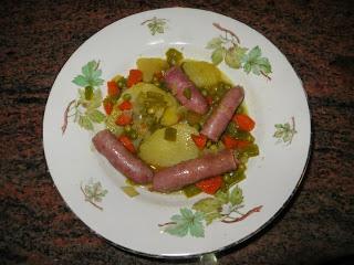 SALCHICHAS A LA JARDINERA