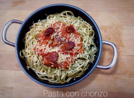 Pasta con chorizo