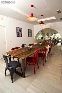 Mesas con tapa de madera