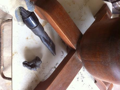 #BALBINAARIASBOUTIQUE: CAMBIO DE LOOK A UNA MESA DE LOS 80