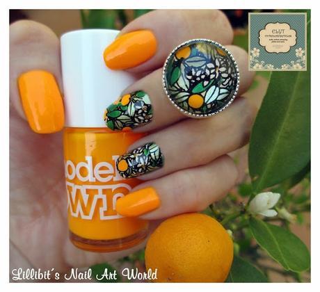 Naranjito sobre Tangerine Queen de Models Own Naranjito sobre Tangerine Queen de Models Own