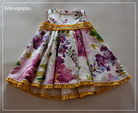 Un vestido muy floreado!