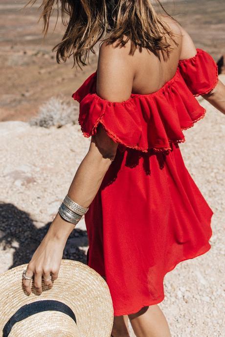 Gooseneck_State_Park-Glen_Canyon-Natural_Bridges-Utah-Chicwish-Off_The_Shoulders_Dress-Red-Converse-Collage_Vintage-Road_Trip-60