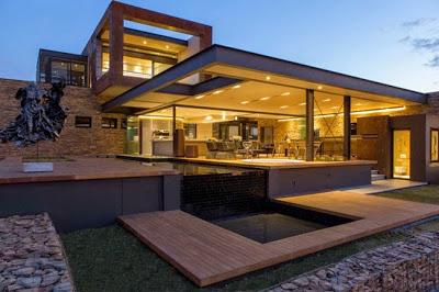 Casa Sofisticada y Moderna en Pretoria /  Sophisticated and Minimal House in Pretoria