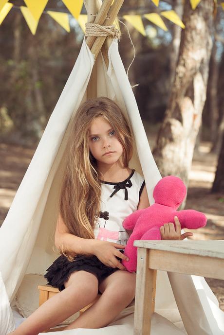 Colección moda infantil Lourdes para el verano 2015