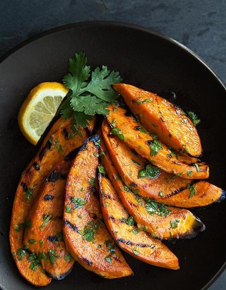 ¿Alguna vez has intentado hacer batatas a la parrilla? Es...
