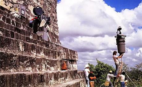 100 FOTOS RARAS DETRAS DE LAS CAMARAS EN LA FILMACION DE “STAR WARS”1977
