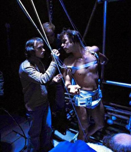 100 FOTOS RARAS DETRAS DE LAS CAMARAS EN LA FILMACION DE “STAR WARS”1977