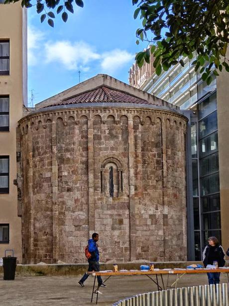 ESGLÈSIA ROMÀNICA DE SANT LLAZER, A LA BARCELONA D' ABANS, D' AVUI I DE SEMPRE...27-05-2015...!!!