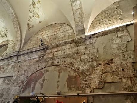 ESGLÈSIA ROMÀNICA DE SANT LLAZER, A LA BARCELONA D' ABANS, D' AVUI I DE SEMPRE...27-05-2015...!!!