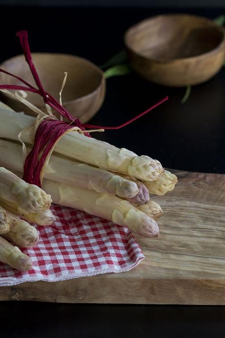 10 PASOS PARA HACER ESPÁRRAGOS BLANCOS EN CONSERVA