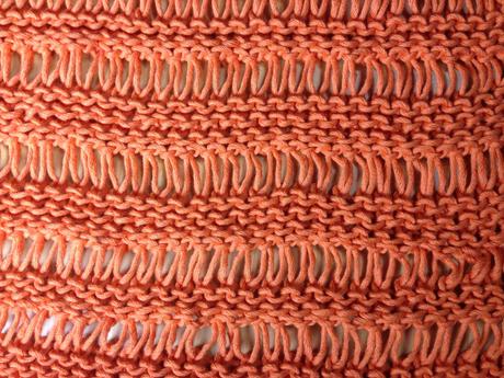 Punto vainilla tejido en telar para el tutorial del chaleco