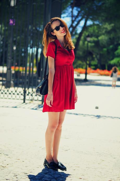 VESTIDO ROJO
