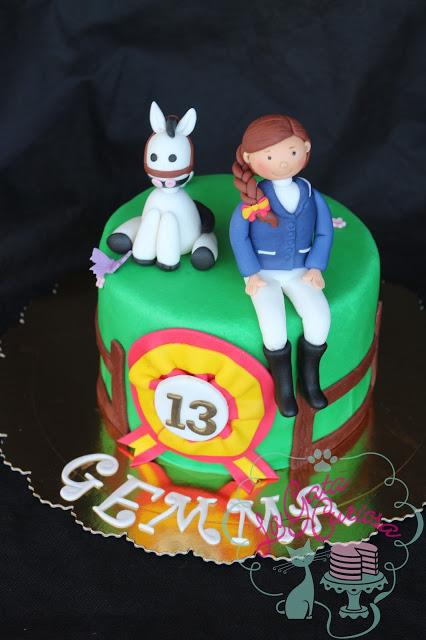 TARTA FONDANT JINETE, CABALLO PARA GEMMA