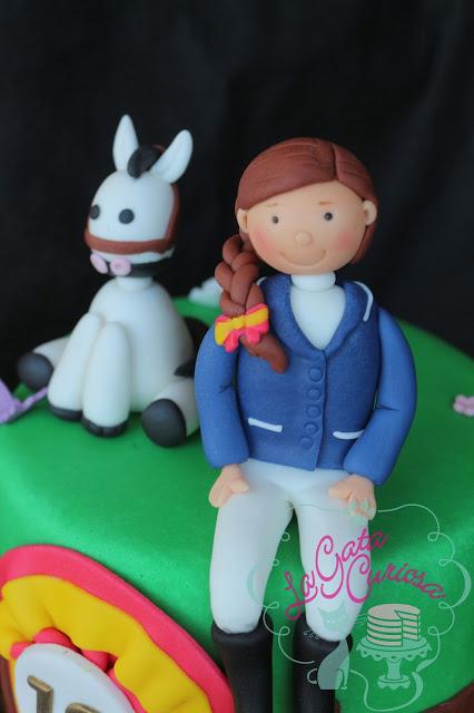 TARTA FONDANT JINETE, CABALLO PARA GEMMA