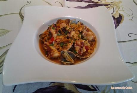 Arroz caldoso con pulpo y almejas