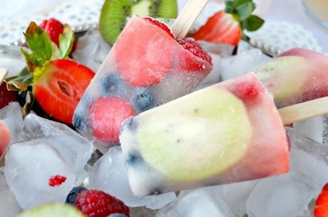5 recetas de polos helados con mucha fruta