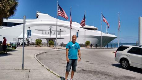 PAREJA DE MÉDICOS CUBANOS QUE TRABAJAN EN BRASIL HUYEN PARA MIAMI