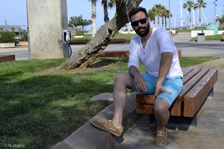 BLANCO Y AZUL MAR