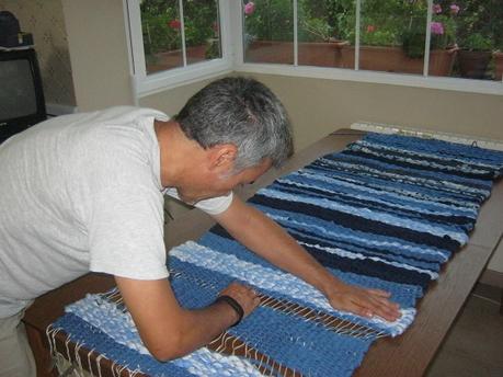 Alfombra azul de trapillo