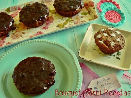 Minicakes de algarroba y nueces