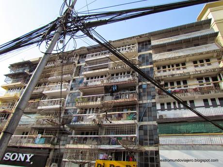 Yangón; la puerta de entrada a Myanmar