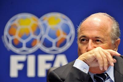 A pesar del escándalo de corrupción, Joseph Blatter fue reelegido en la FIFA.