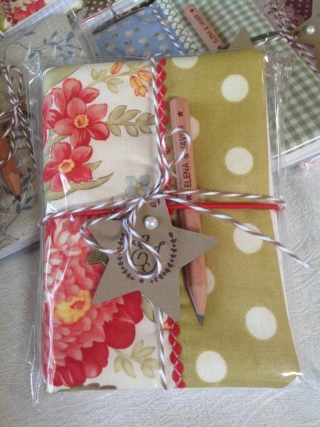 Detalles de una boda con estrellas