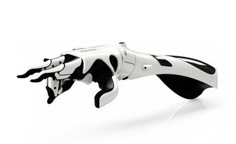 Esta mano eléctrica es una prótesis impresa en 3D y además, es de código abierto