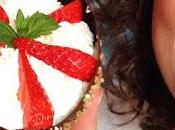 Cuencos chocolate almendra crocanti rellenos nata fresas