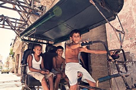 MINI GUÍA PARA ENTENDER EL RARO IDIOMA DE LOS CUBANOS MINI GUÍA PARA ENTENDER EL RARO IDIOMA DE LOS CUBANOS