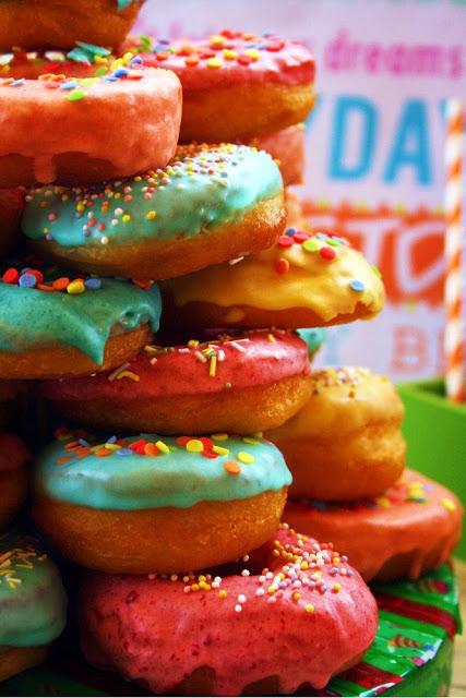 Donuts Cake