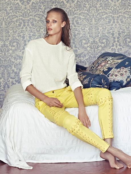 YELLOW IS IN THE EDGE