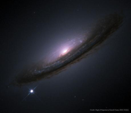 La supernova 1994D y el Universo inesperado