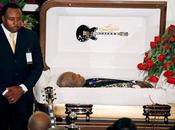 Cientos personas acuden funeral B.B. King