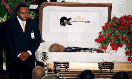 Cientos de personas acuden al funeral de B.B. King