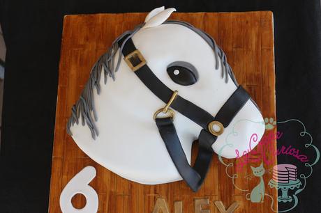 TARTA CABEZA DE CABALLO PARA ALEX