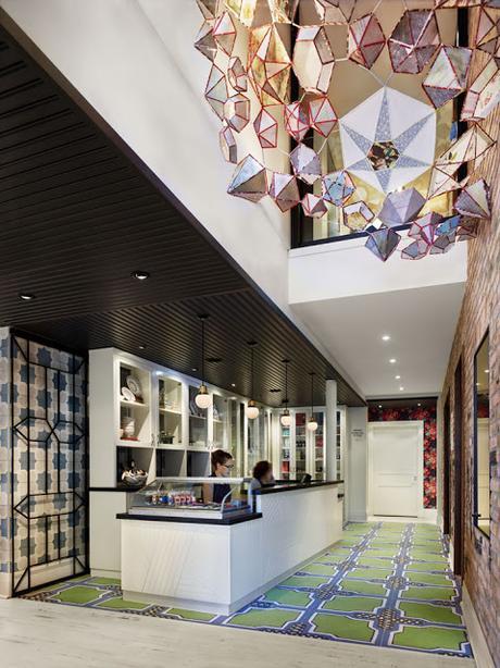 Combinación de estilos y diseño en Hotel Combinación de estilos y diseño en Hotel