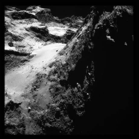 Nuevas imágenes de la sonda Rosetta. El cometa 67P en todo su esplendor.